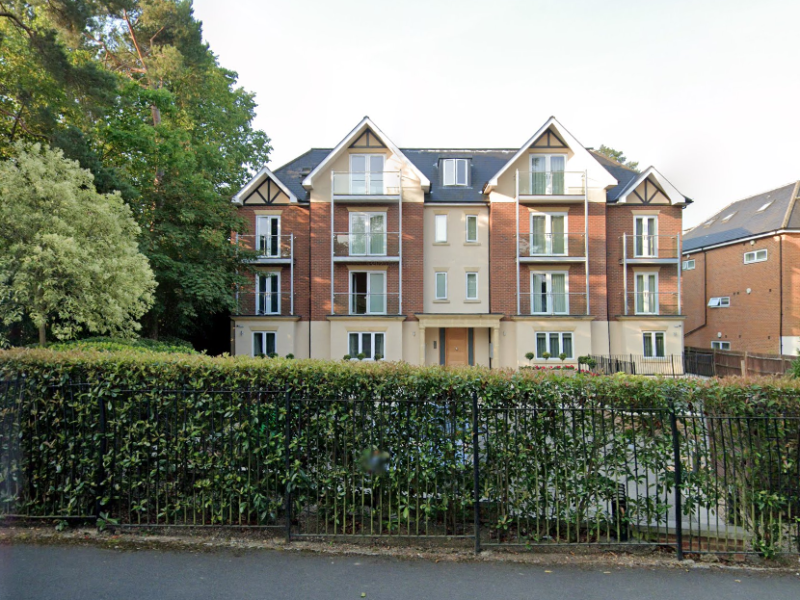 East Bury Avenue, Northwood